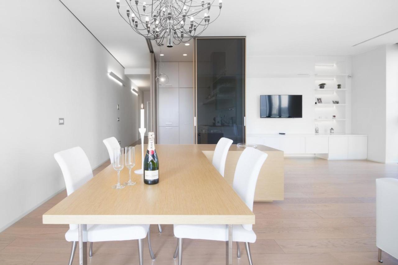 Stylish Elegant Suite In Torre Solaria With Exclusive Milan'S View Eksteriør bilde