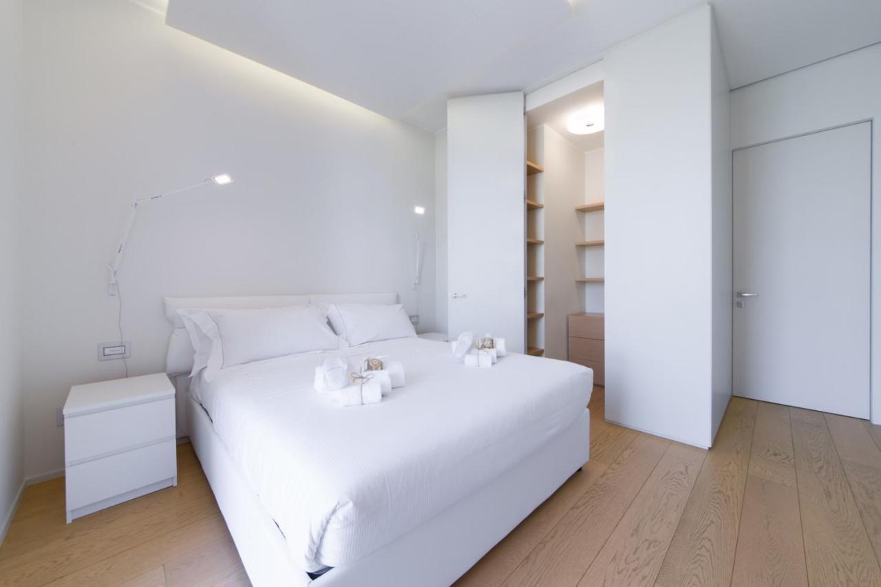 Stylish Elegant Suite In Torre Solaria With Exclusive Milan'S View Eksteriør bilde