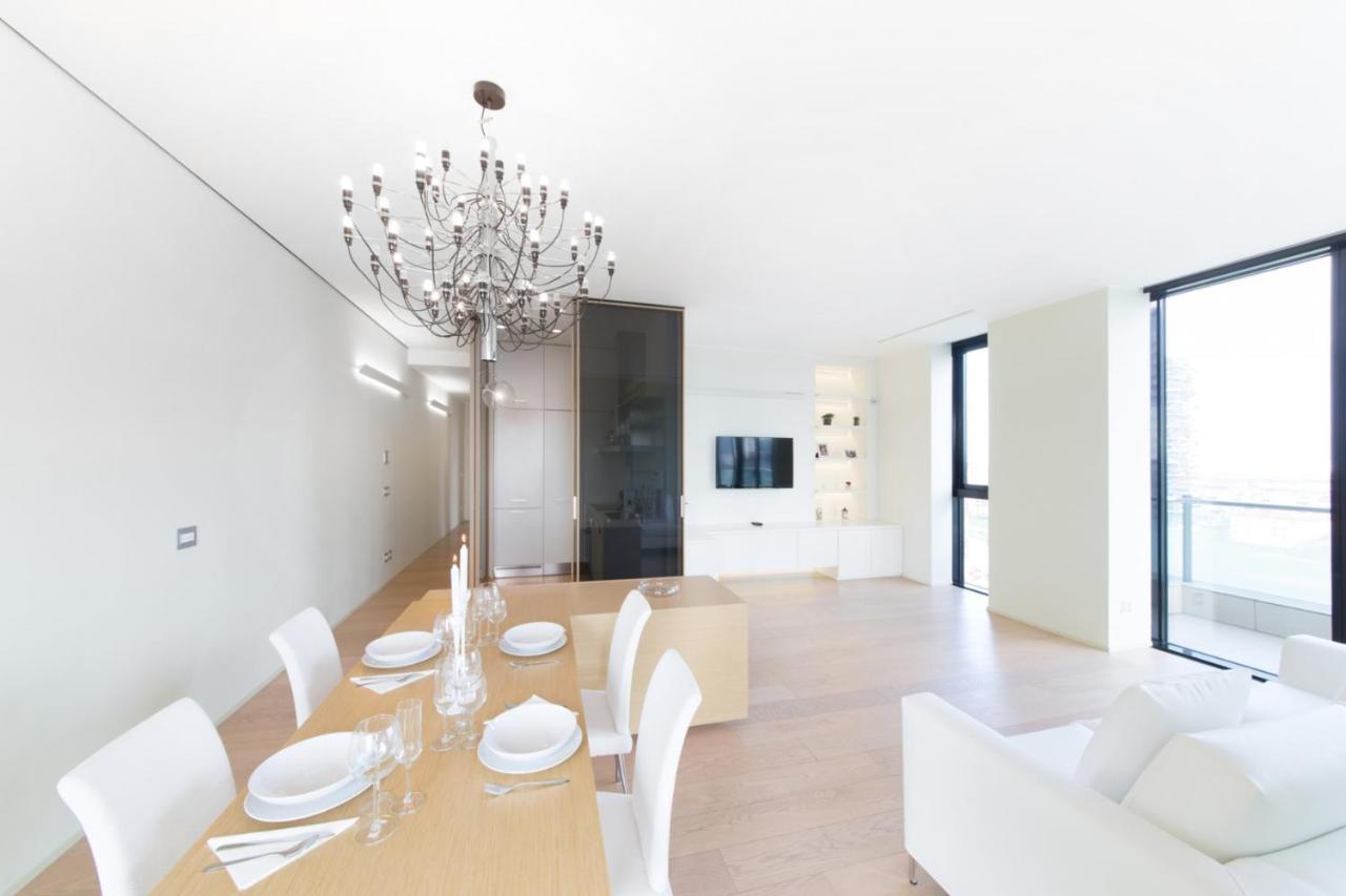 Stylish Elegant Suite In Torre Solaria With Exclusive Milan'S View Eksteriør bilde