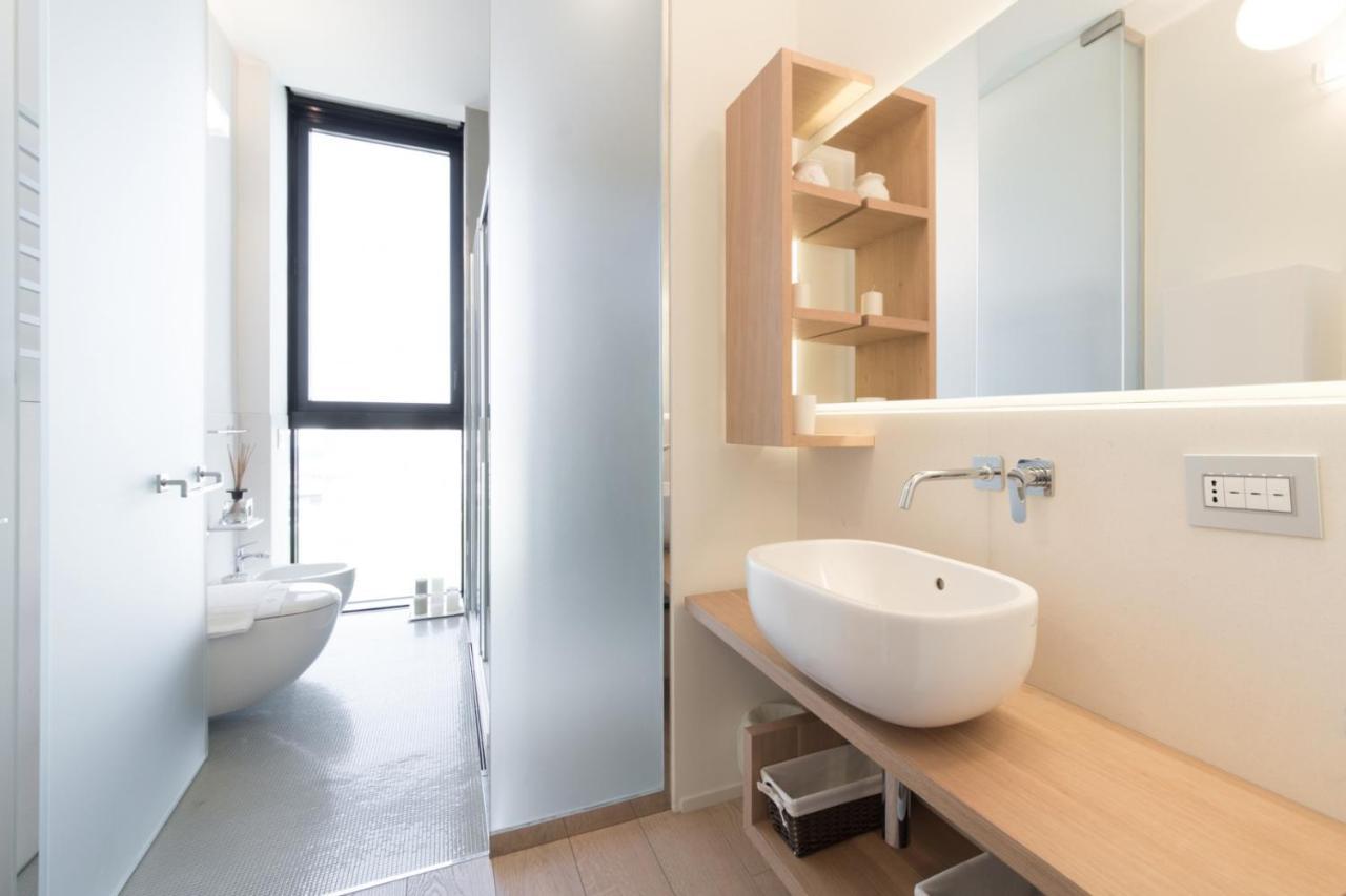 Stylish Elegant Suite In Torre Solaria With Exclusive Milan'S View Eksteriør bilde
